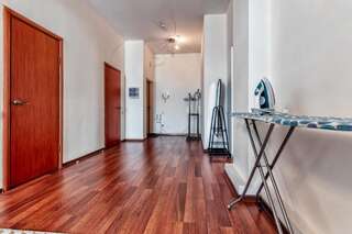 Апарт-отели Уютная 2х ком. квартира в Центре, возле Байтерека Нур-Султан Апартаменты с балконом-8